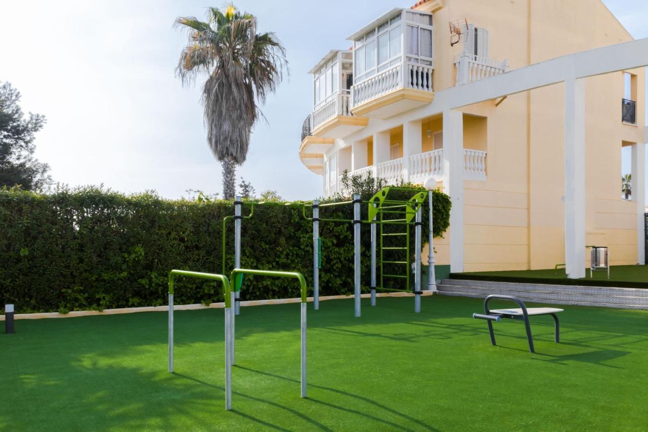 Nice House With Tennis Court,Sports And Playground Торевьиа Экстерьер фото